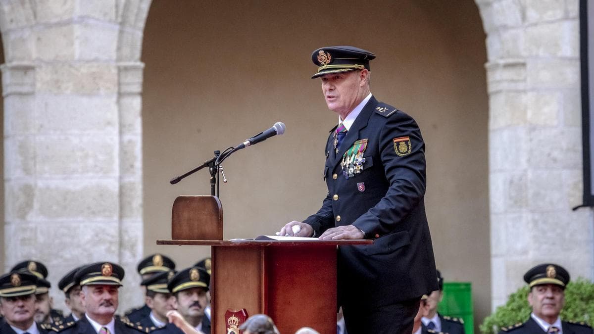Calvo impone a su incondicional Santafé en la cúpula policial