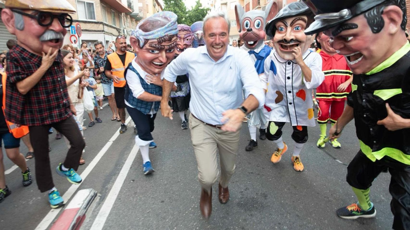 Azcón: otro títere de la burguesía aragonesa al servicio del capital