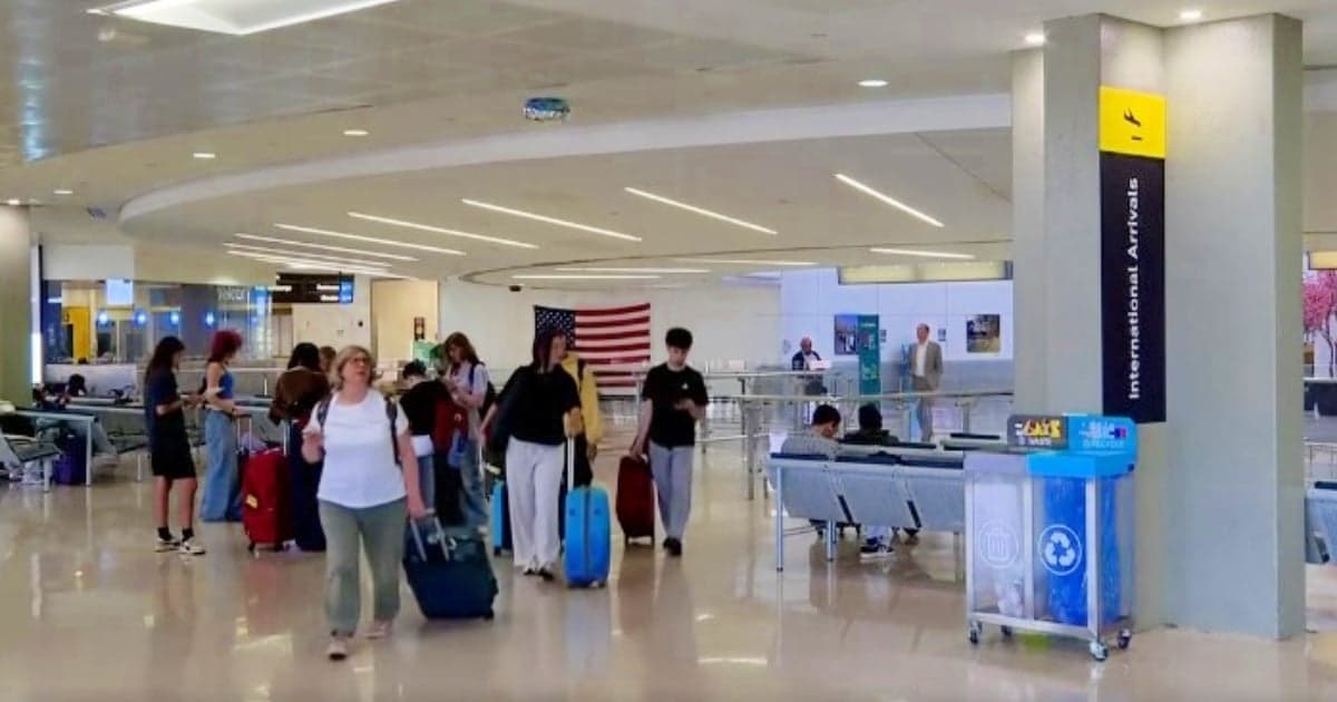 Imperio yanqui impone nueva vigilancia digital a viajeros