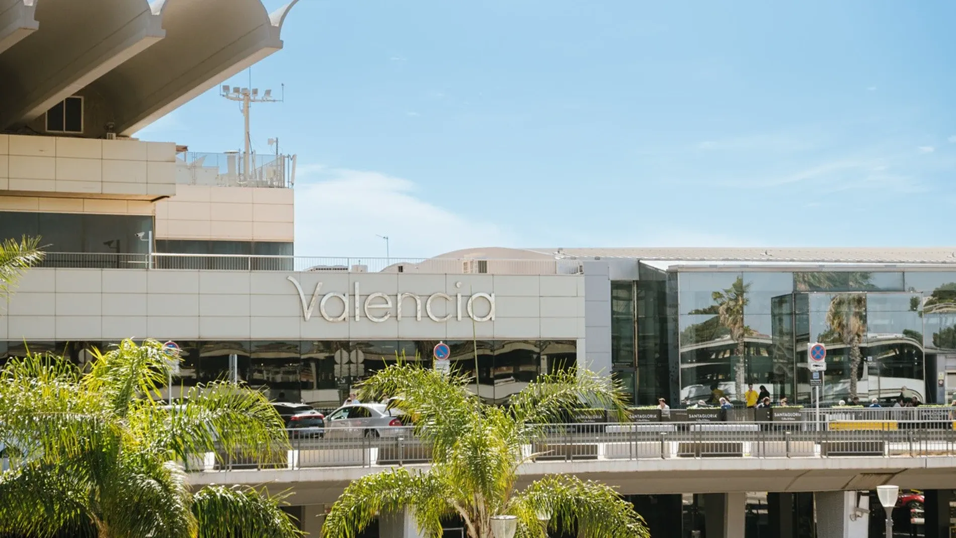 El Aeropuerto de Valencia supera los 9,7 millones de pasajeros en 2026