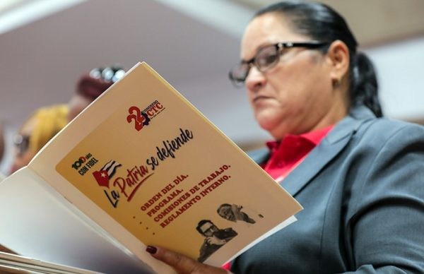 XXII Congreso de la CTC: ¡Obreros al frente, fusiles en alto, patria o muerte!
